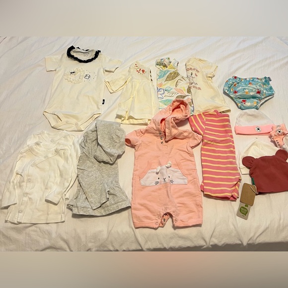 SOLD-Baby Outfits from Newborn to 24 M - Picture 10 of 10